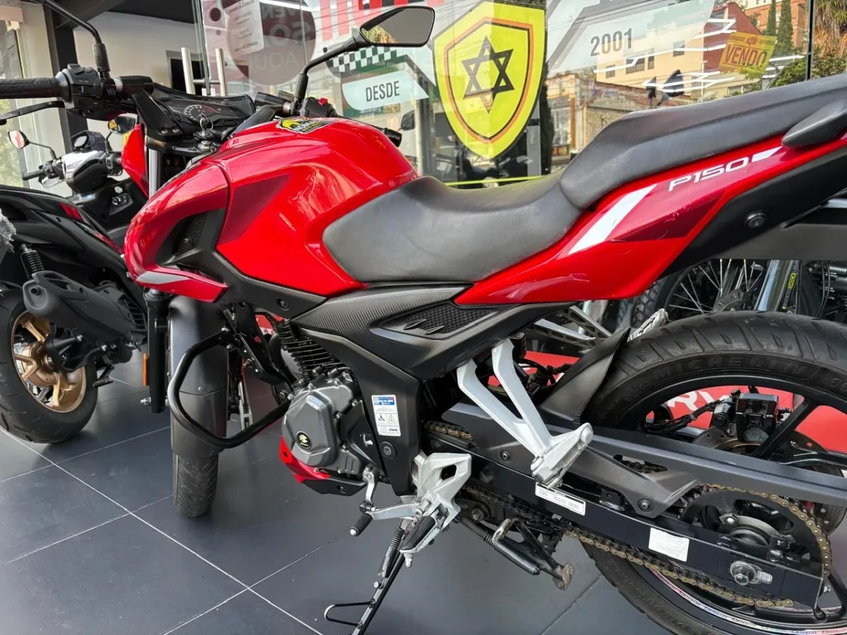 Bajaj PULSAR 150 TD FI 2025 Rojo — foto 14