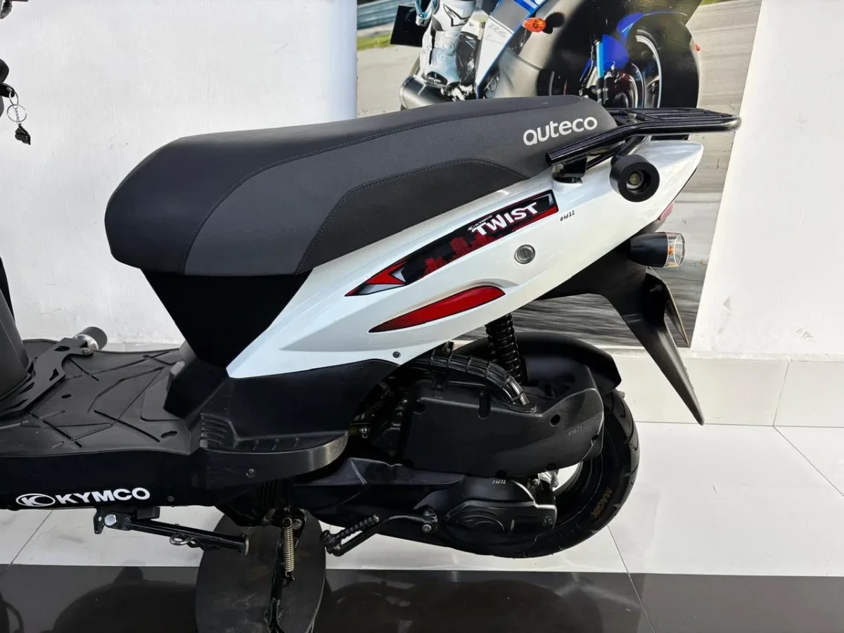 Kymco TWIST 125 2022 Blanco — foto 5