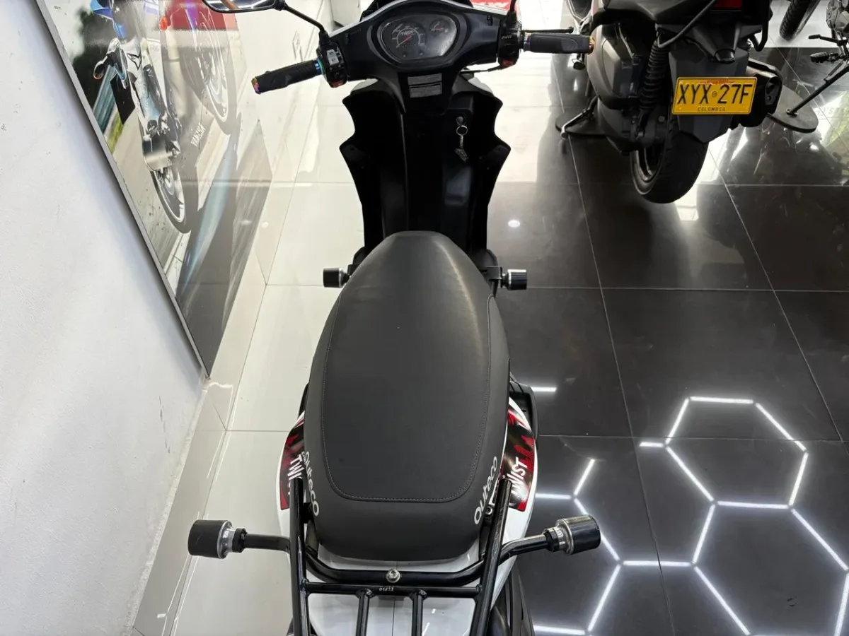 Kymco TWIST 125 2022 Blanco — foto 12