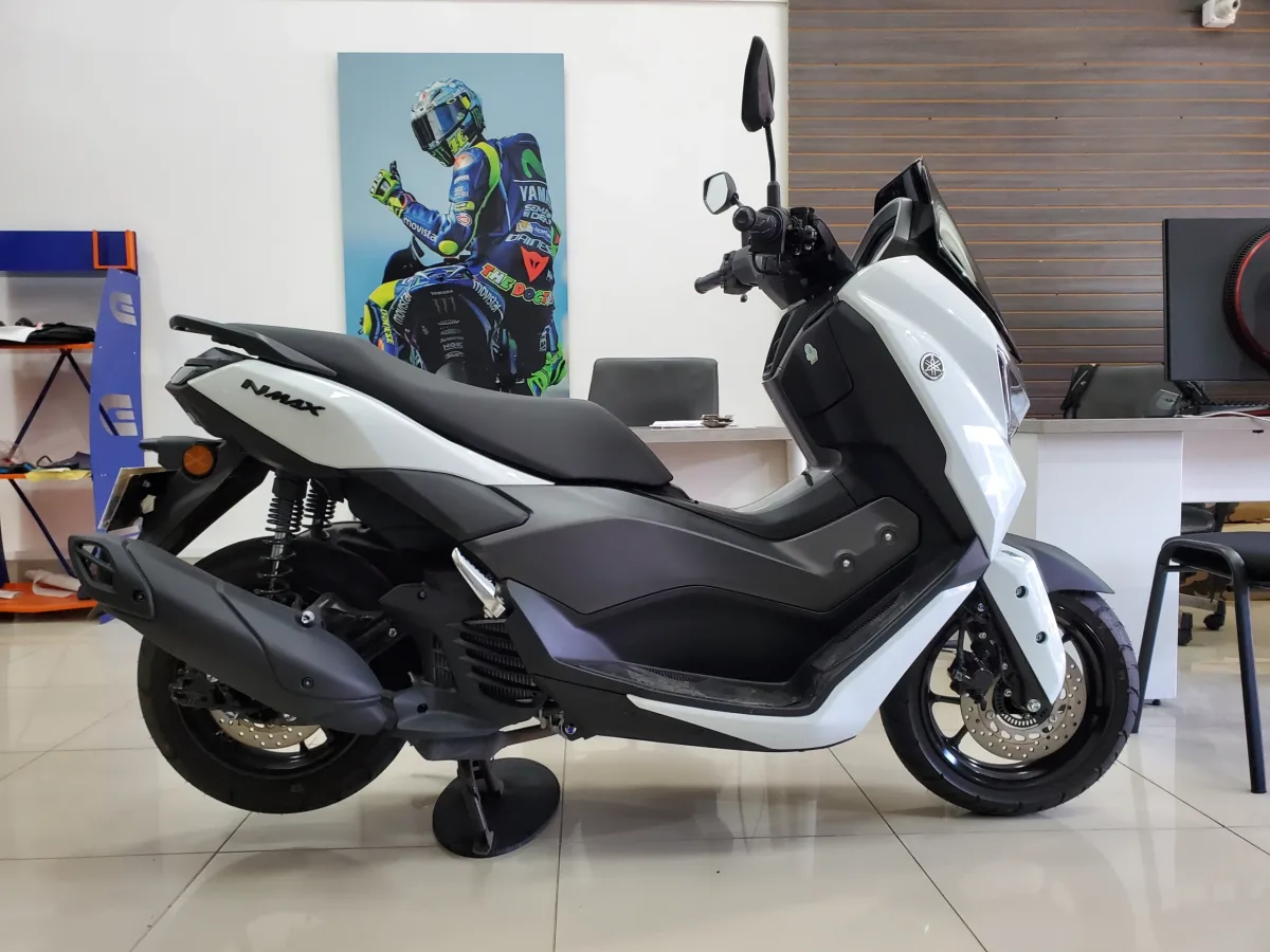 Yamaha NMAX 2027 Blanco — foto 1