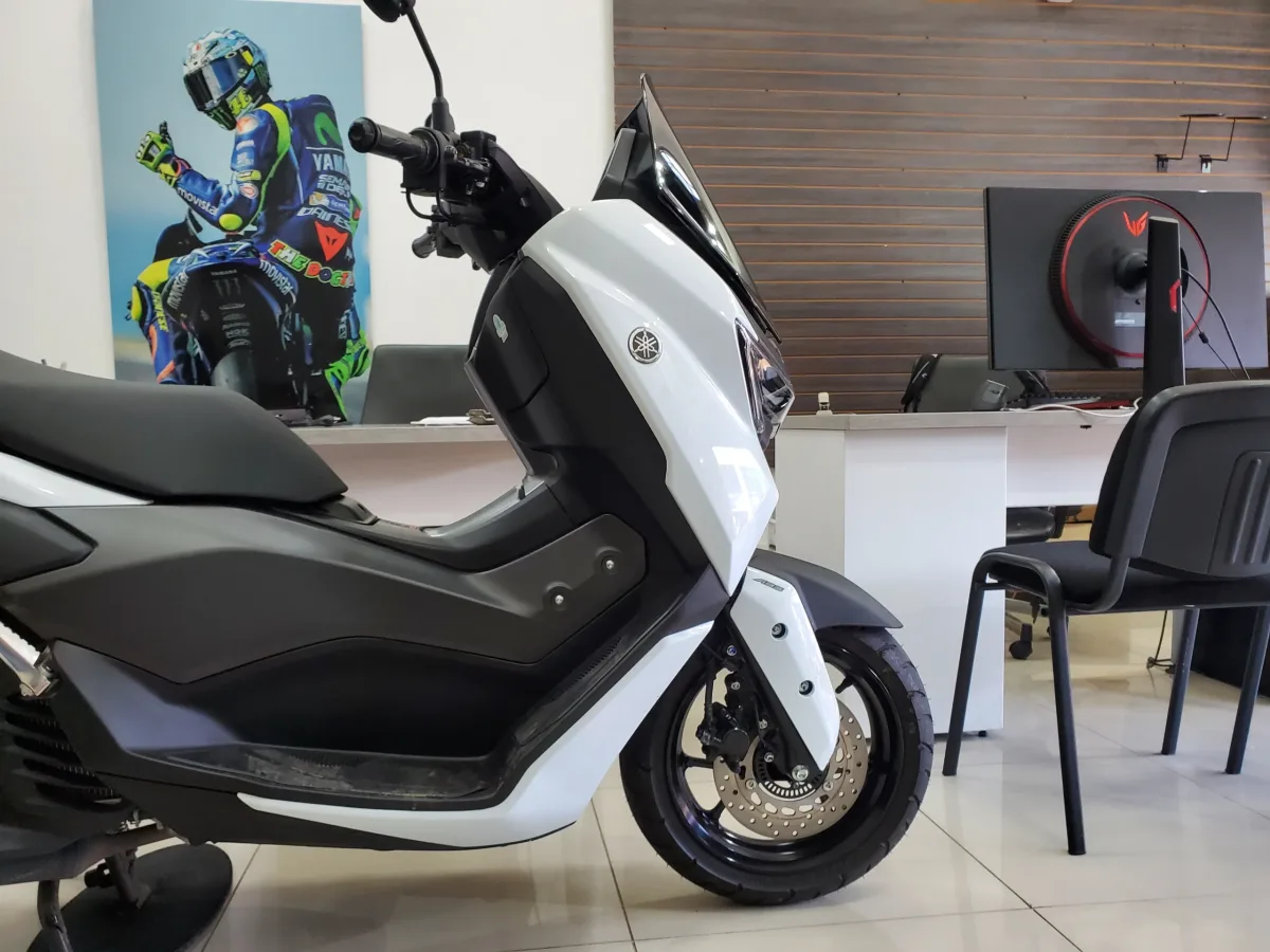 Yamaha NMAX 2027 Blanco — foto 3