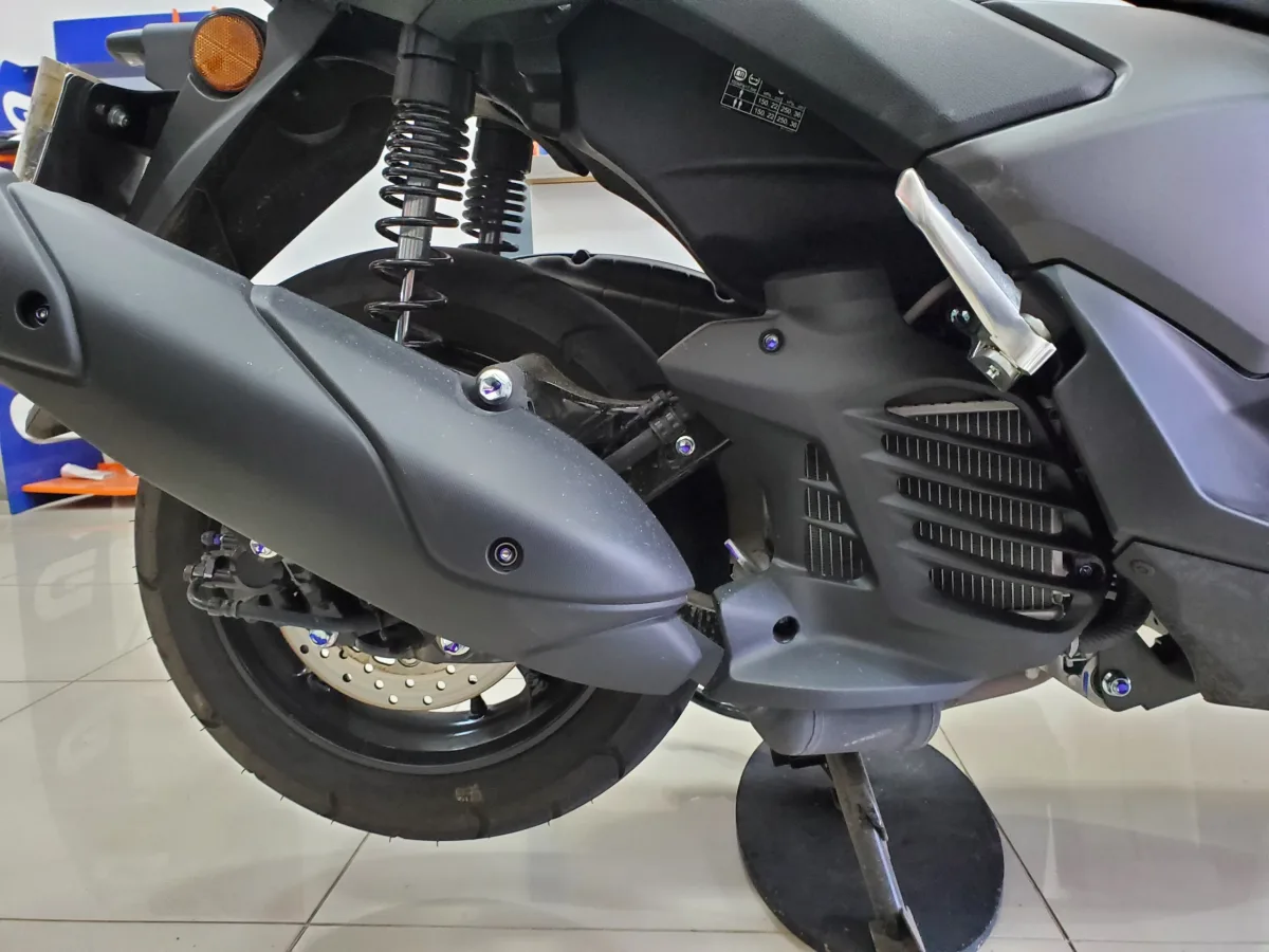 Yamaha NMAX 2027 Blanco — foto 4