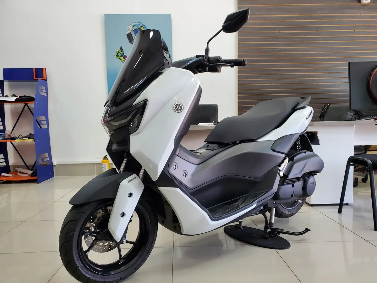 Yamaha NMAX 2027 Blanco — foto 11