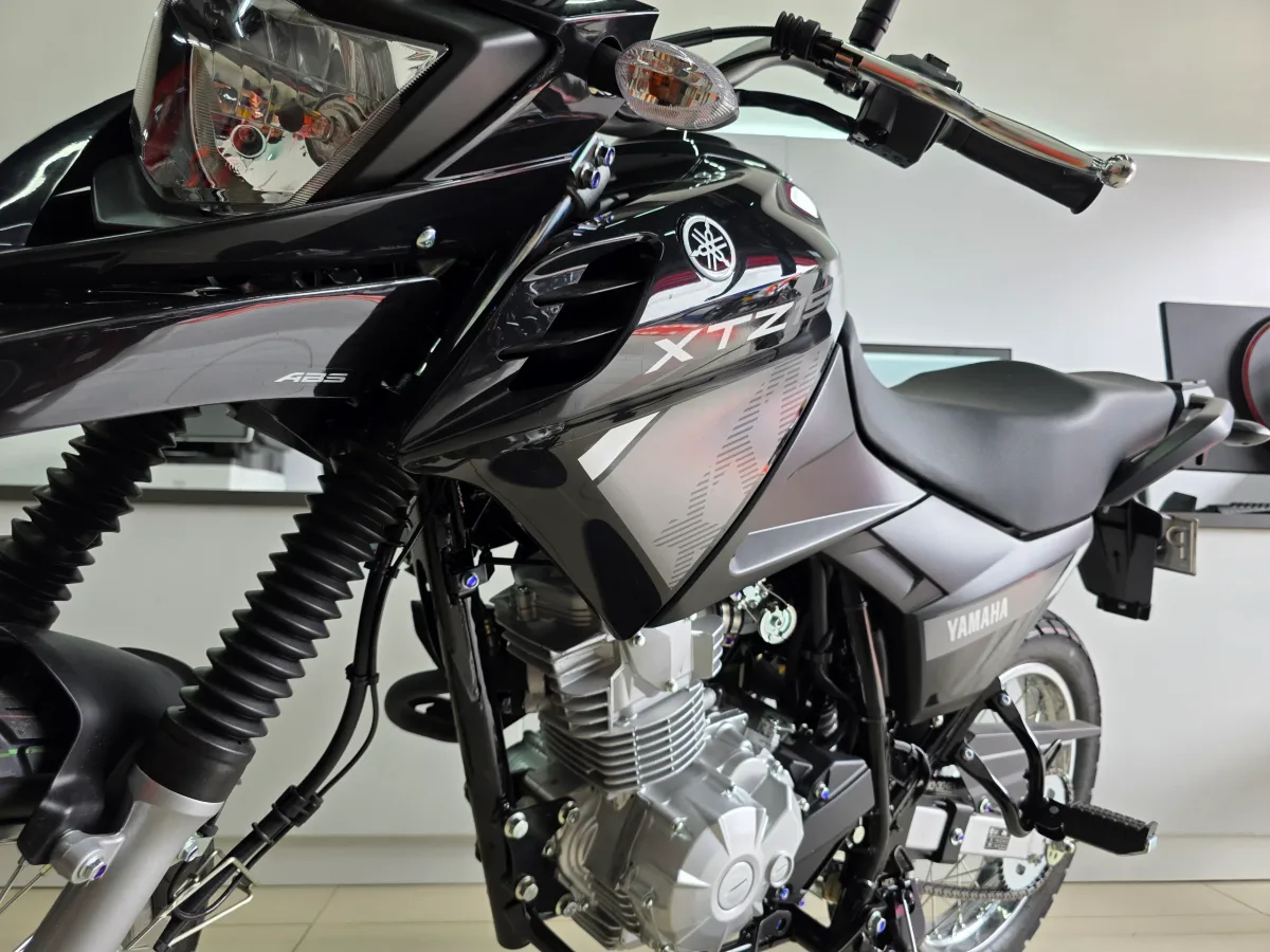 Yamaha XTZ 150 2027 Negro — foto 9